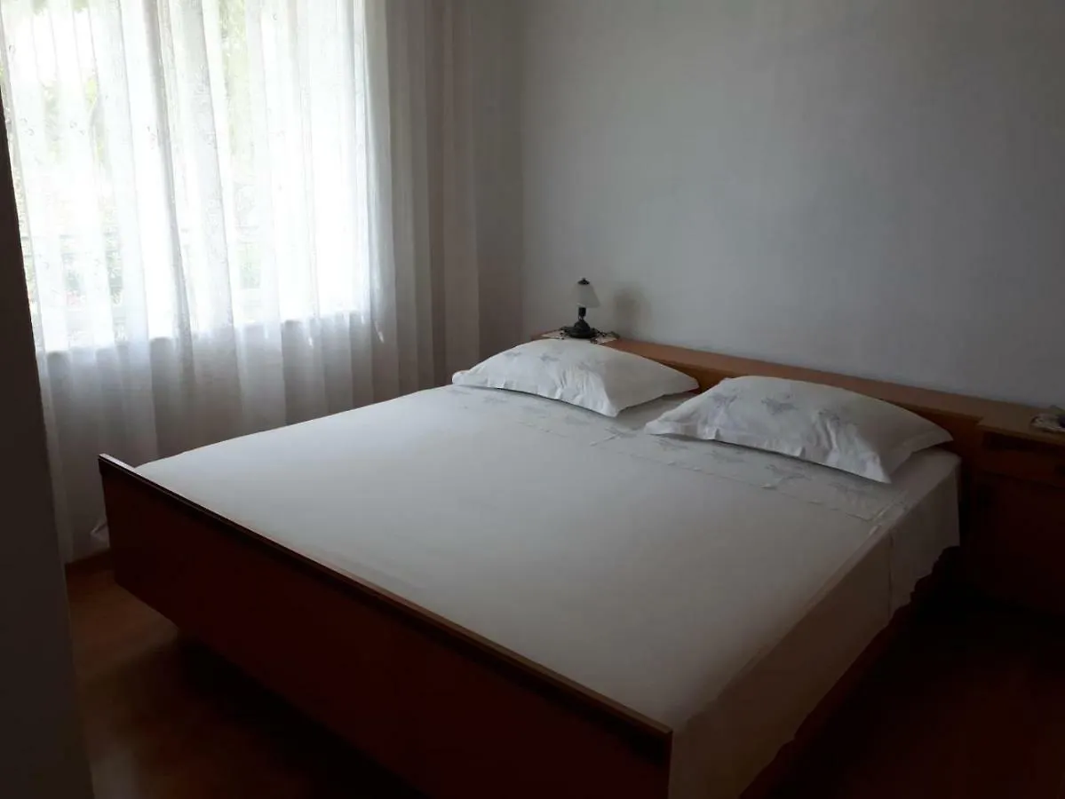 Apartmani Neda Trogir 0*,  Croatia